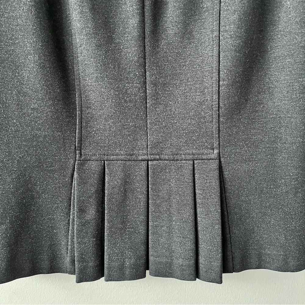 Vintage Y2K Nanette Lepore Gray High Waist Pleated Pencil Skirt Size 4 - Picture 2 of 6